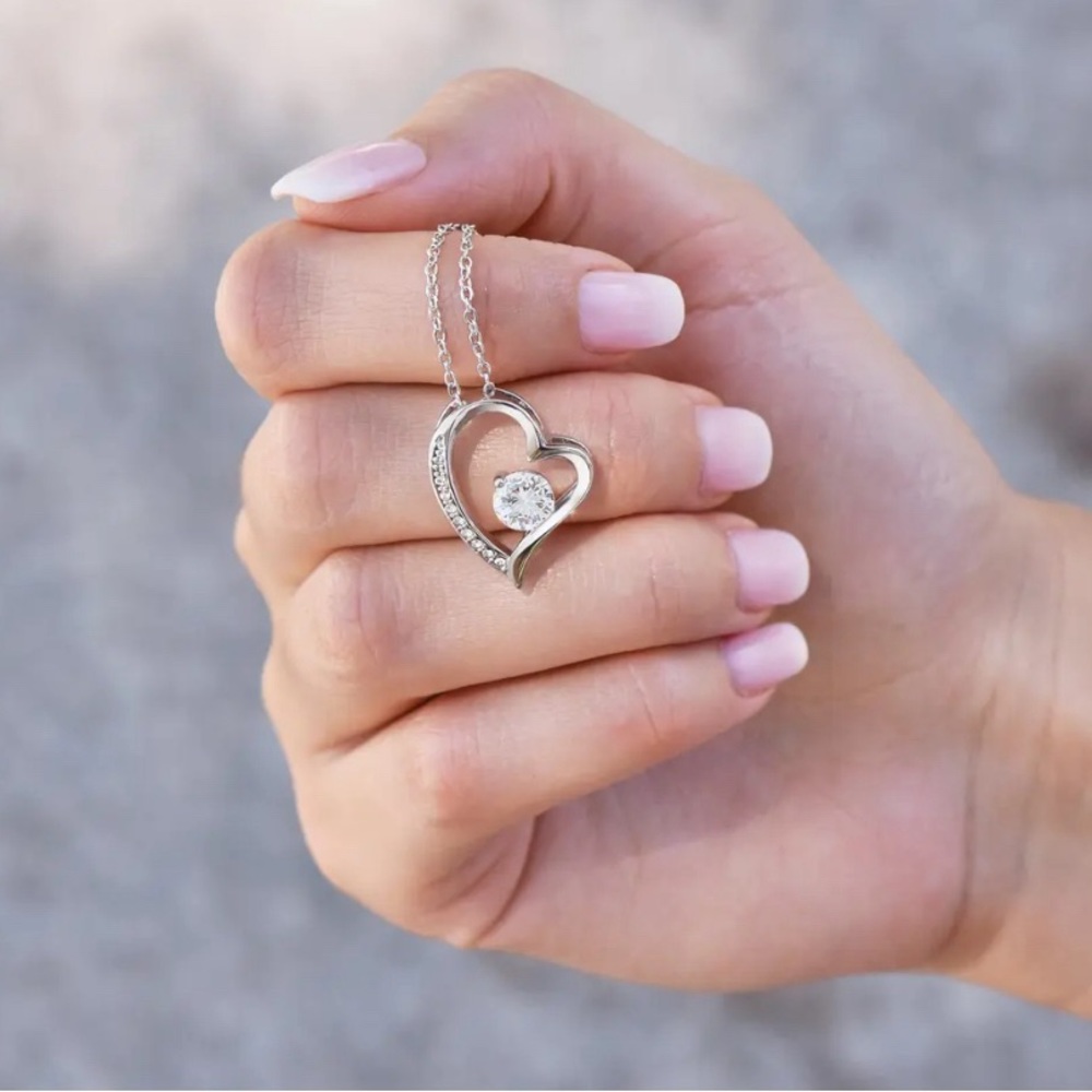 - Forever Love Heart Necklace Message Gift - Picture 3 of 6